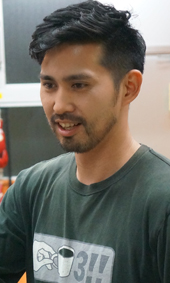 中屋 廣介