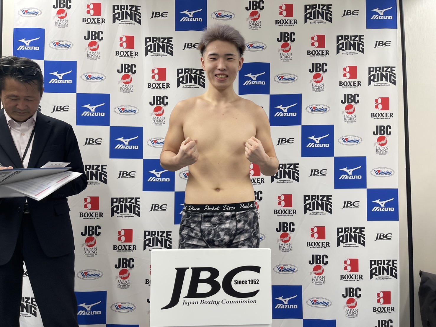 佐々木革、対戦相手の谷口裕紀選手も前日計量クリア！ - 八王子中屋